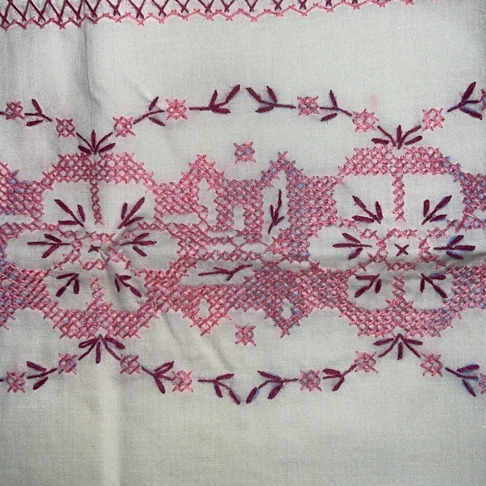Vintage Floral Embroidered Cream and Pink Fabric Pillowcase 20x30 ( 1 )